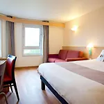 Ibis Styles Paris Hotel