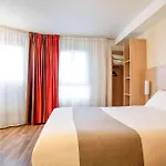 Ibis Styles Paris Hotel 3*