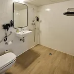 Ibis Styles Paris بُواسي