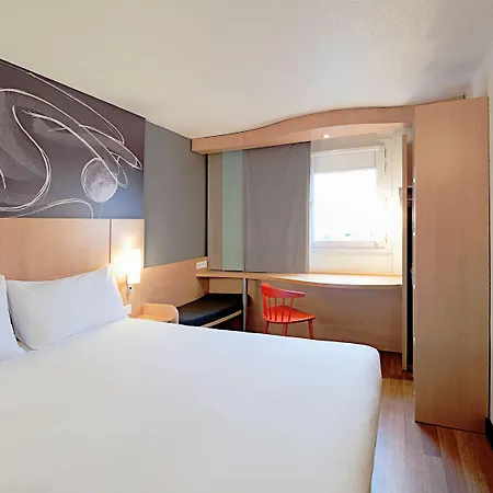 فندق Ibis Styles Paris 3*