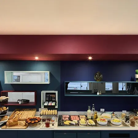 Ibis Styles Paris Hotel 3*