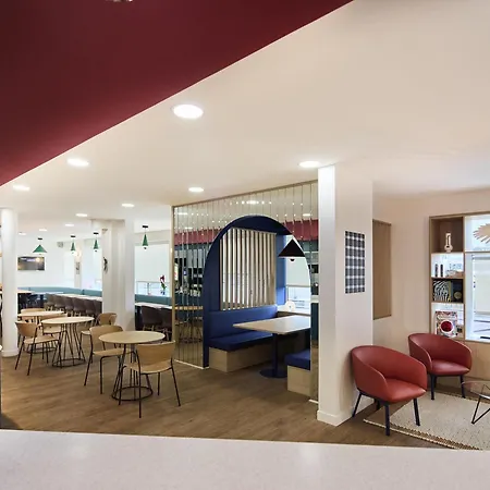 Ibis Styles Paris فندق 3*