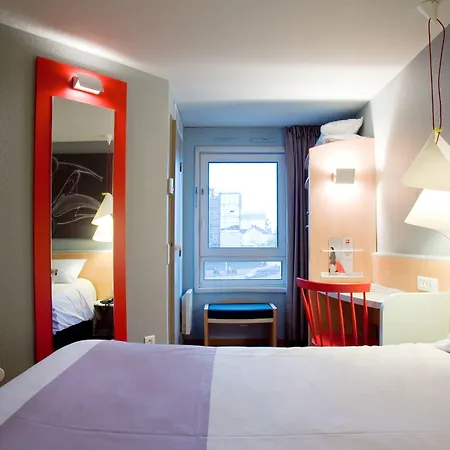 Ibis Styles Paris 3*