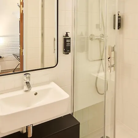 Ibis Styles Paris فندق 3*