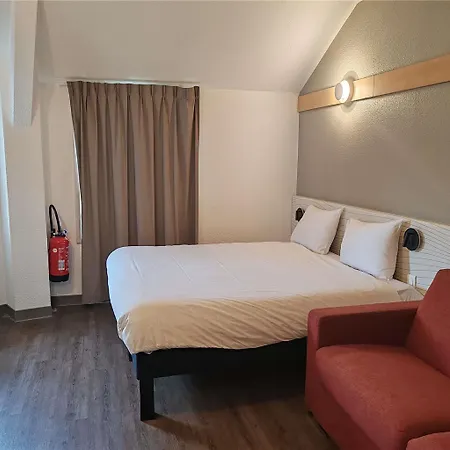 Hotel Ibis Styles Paris Poissy