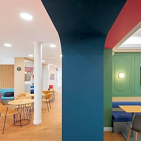 Hotel Ibis Styles Paris 3*