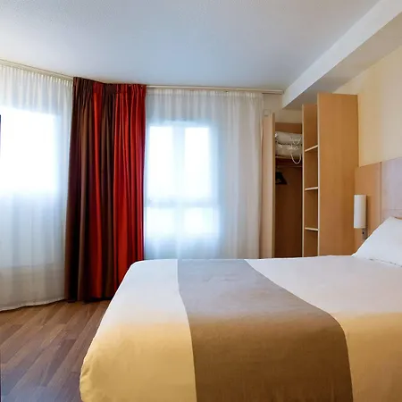 Ibis Styles Paris 酒店 3*