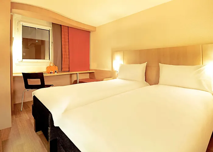 Ibis Styles Paris 3* Poissy