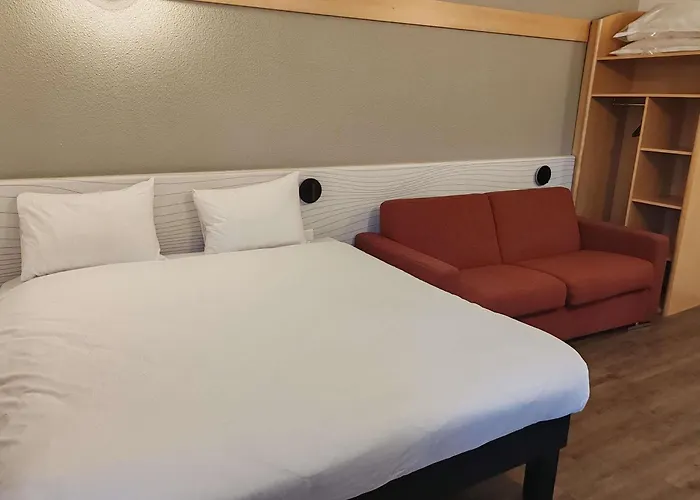 Ibis Styles Paris 3*